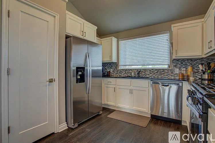 3145 Midland Valley St — Photo 15
