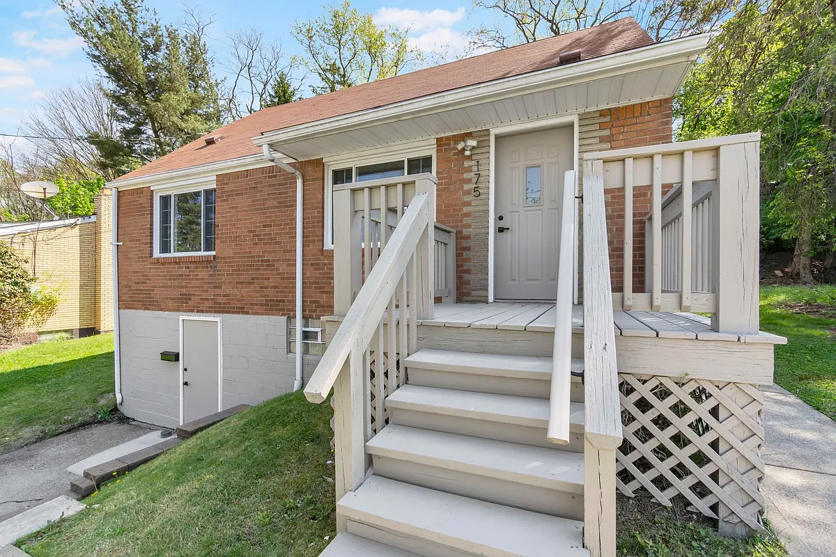 Building Photo - 175 Charleston Dr