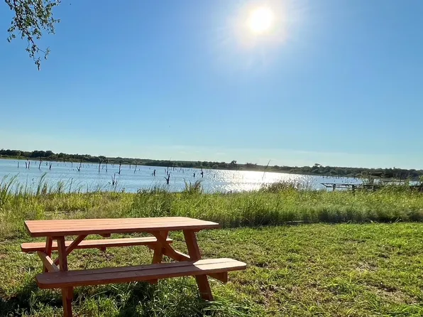 1639 Eastside Lake Rd, Graham, TX 76450
