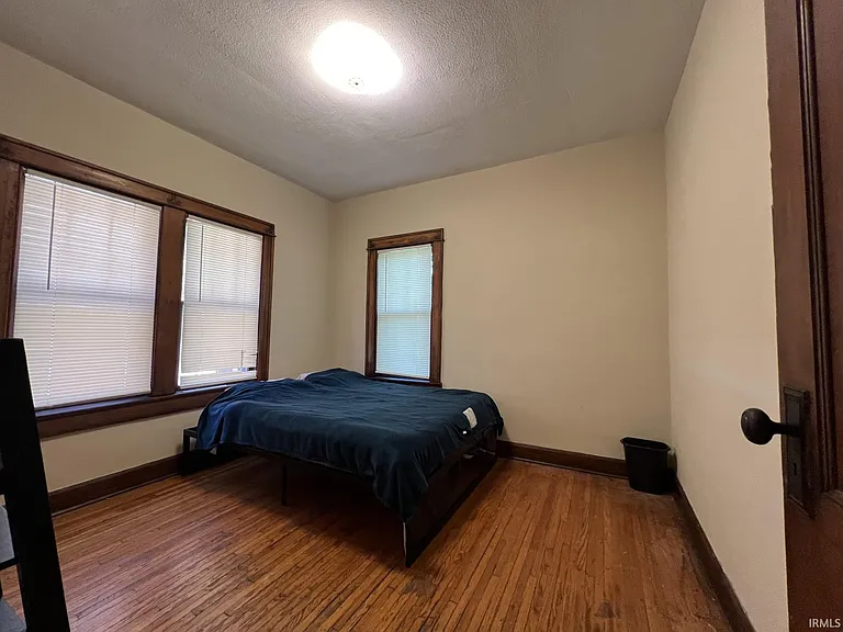 1407 S Washington St — Photo 9
