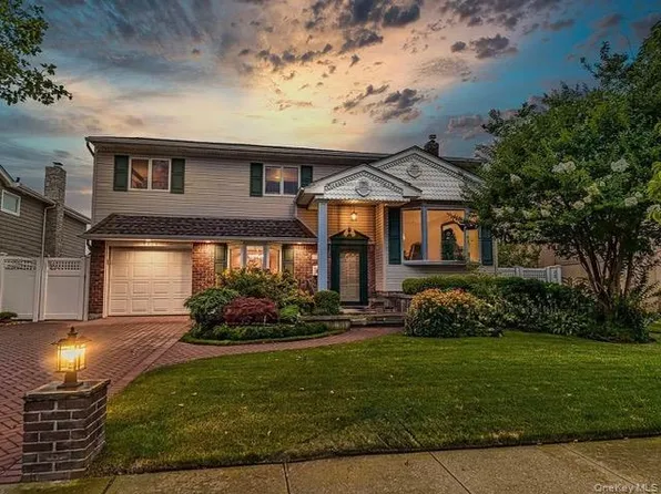 3426 Bertha Drive, Baldwin, NY 11510