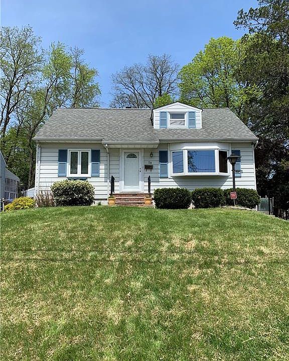 2nd image of 28 Kiva St