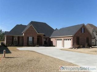 127 Jace Dr, Lumberton, TX 77657