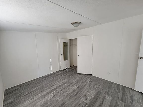 4th image of 10386 SE 52nd Ct #13
