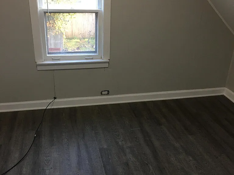 14643 Millard Ave — Photo 6