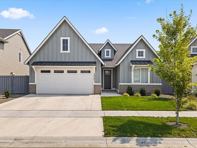10273 Loneleaf Dr — Photo 1