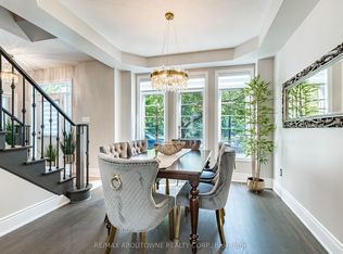 5550 10th Line W, Mississauga, ON L5M0G2