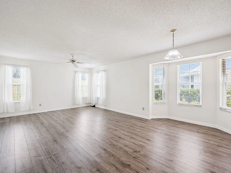 4807 Coachmans Dr #2408 — Photo 5