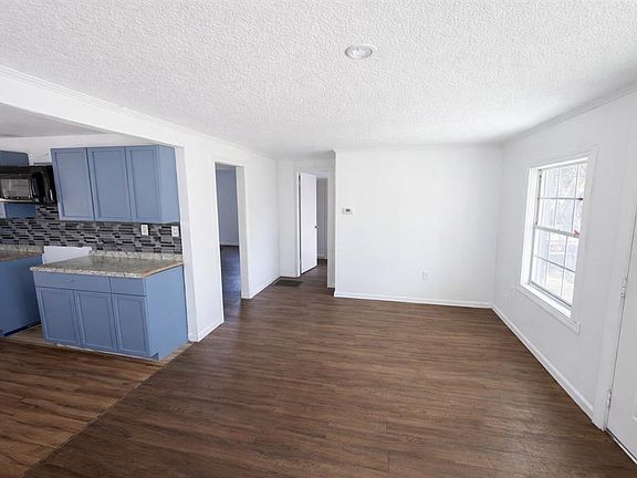 2nd image of 503 Magnolia Ave