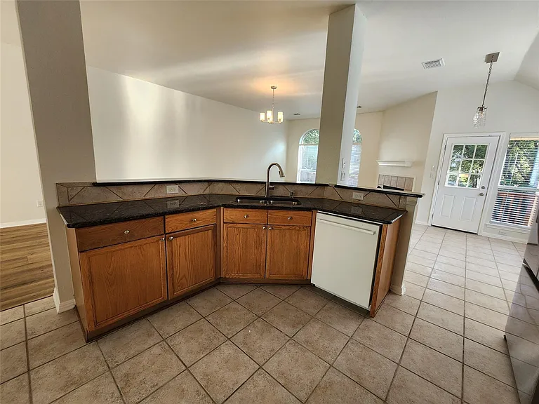 12521 Canyon Glen Dr — Photo 5