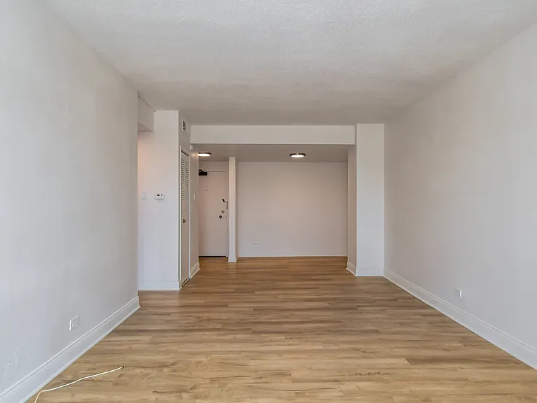 520 S 2nd St — Photo 42