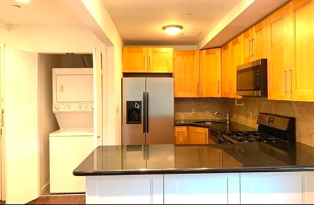 Rented by R New York | media 31