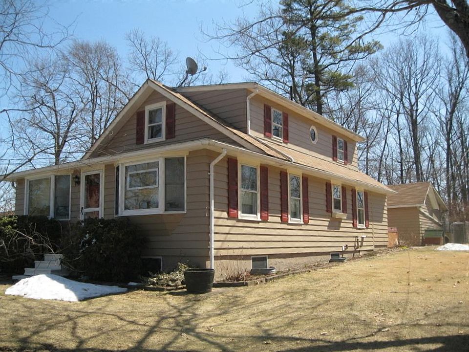 1st image of 45 Myrtle Ave