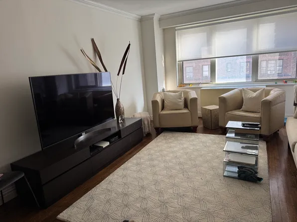 400 E 54th St, New York, NY