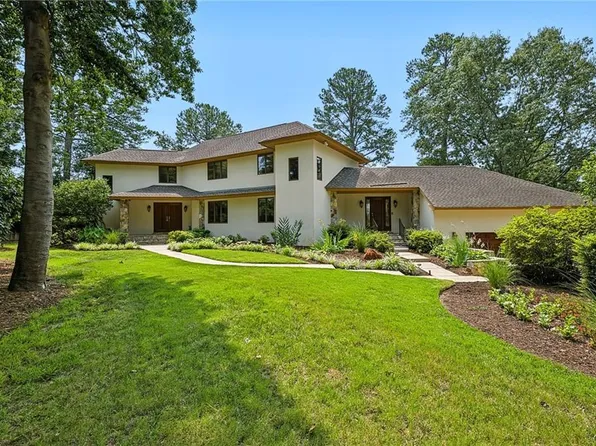3008 Lynndale Rd, Virginia Beach, VA 23452