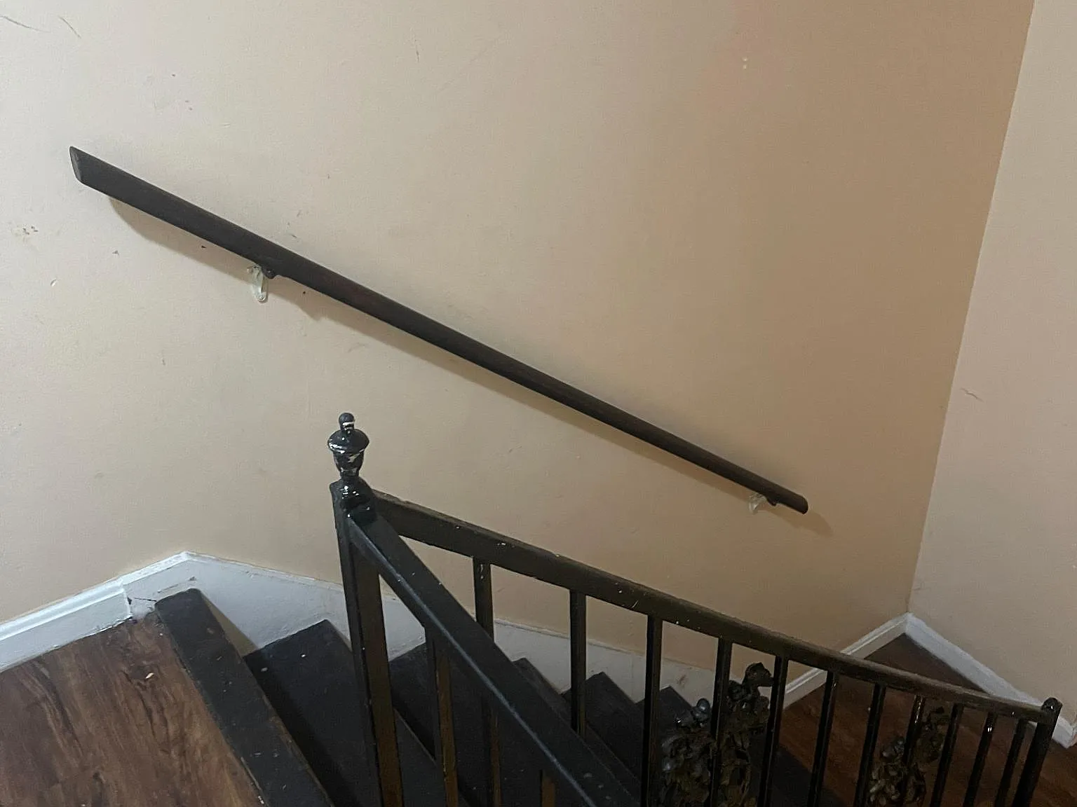 2 bed, 820 sqft, $950 — Photo 2