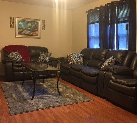 2nd image of 250 Rondal Dr