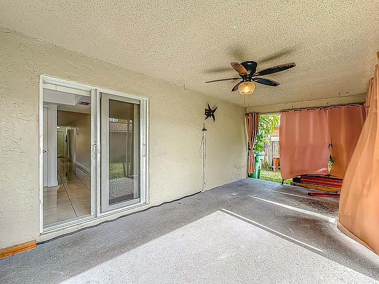 7504 NW 44th Ct #W — Photo 39