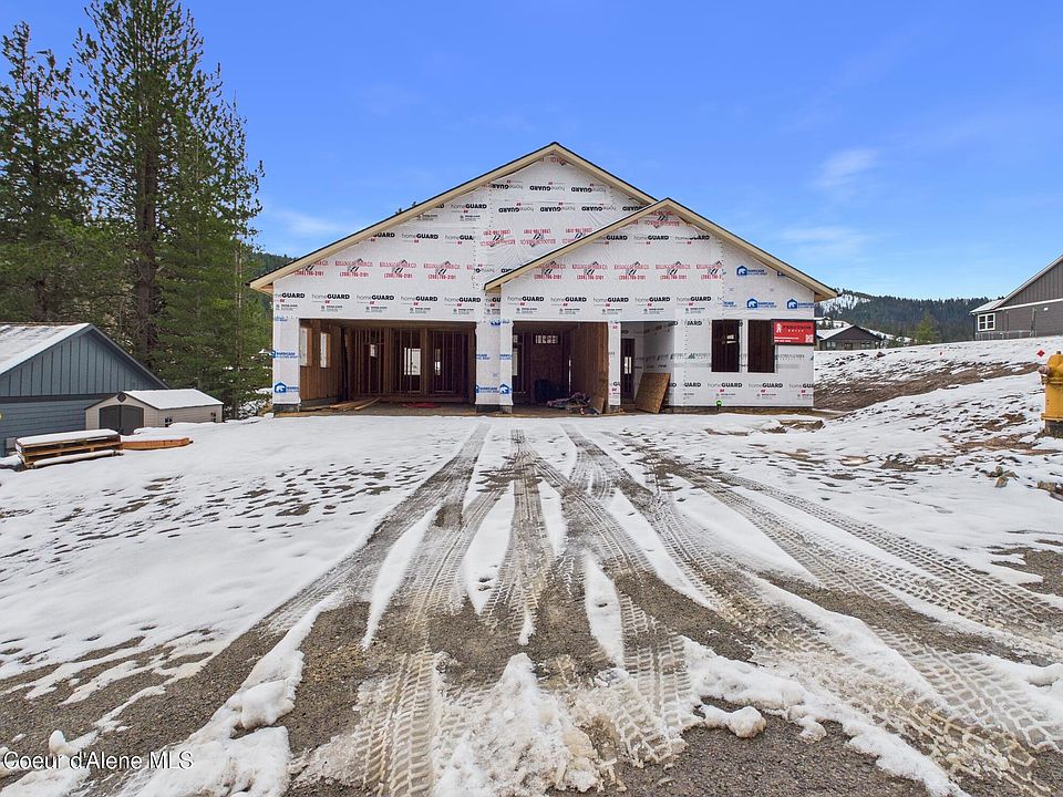 1st image of 101 Happy Trails Ln