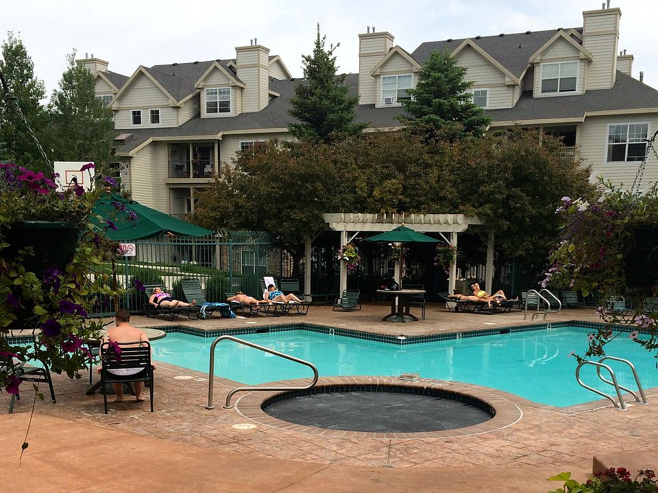 Seasonal Pool and Hot Tub
