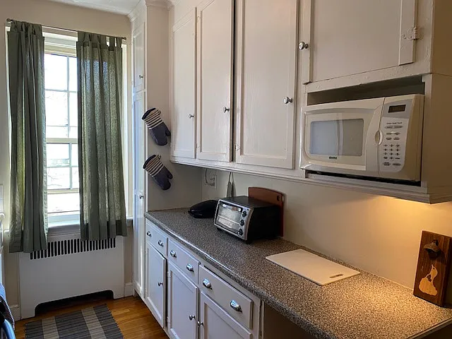 339 Tappan St #5 — Photo 11