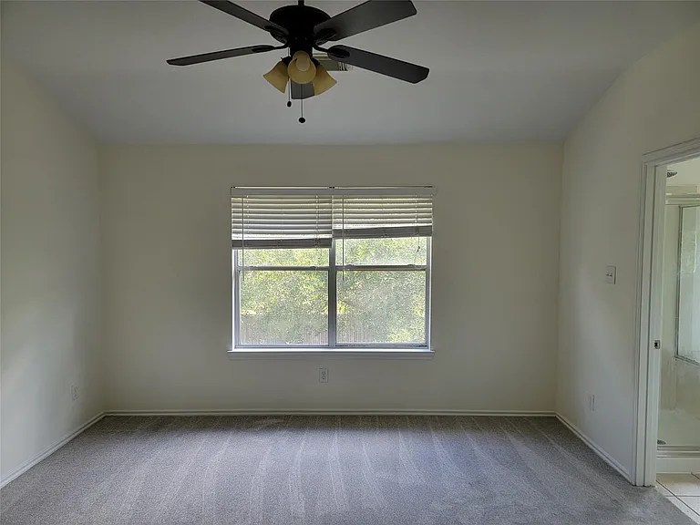 424 Folk Crest Ln — Photo 18