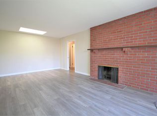 650 Hans Ave #B, Mountain View, CA 94040