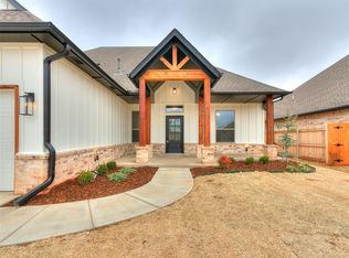 12105 SW 51st St, Mustang, OK 73064