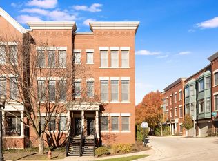 244 Lake St, Elgin, IL 60120