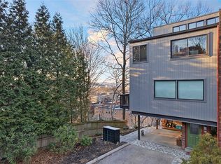 100 Maple Heights Rd, Pittsburgh, PA 15232