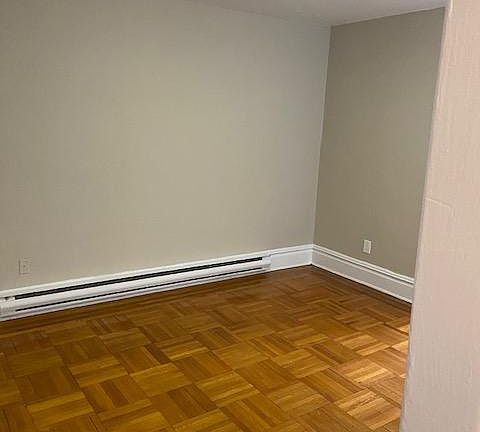 4th image of 2701 Kennedy Blvd #414