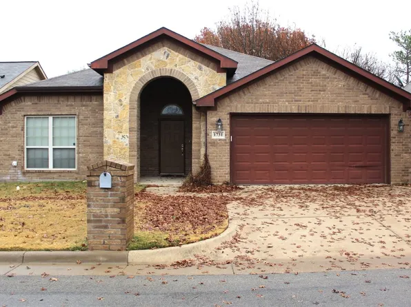 1731 Sully Ct, Stephenville, TX 76401