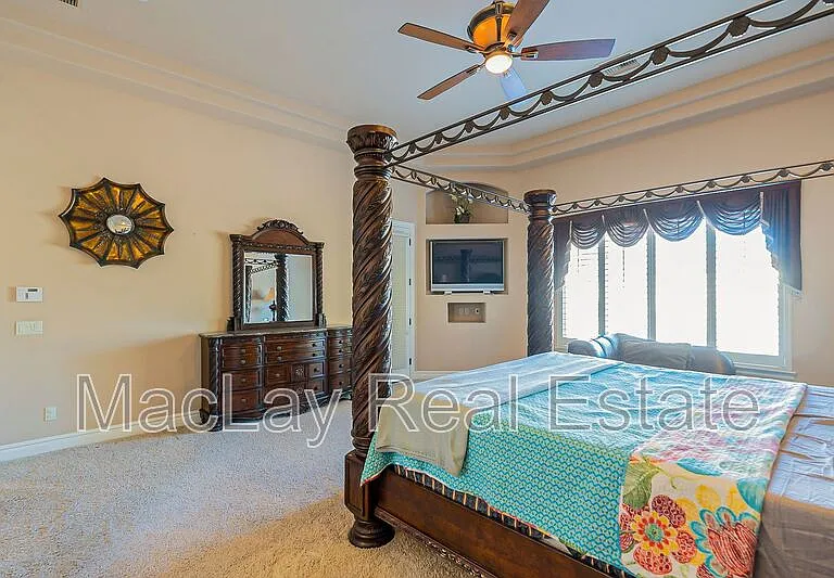 2720 E Jade Pl — Photo 31