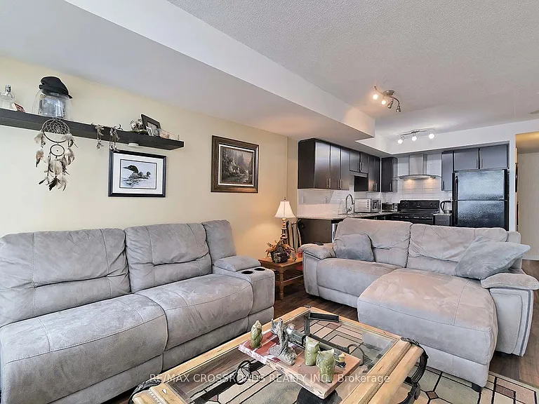 190 Borough Dr #2011 — Photo 9