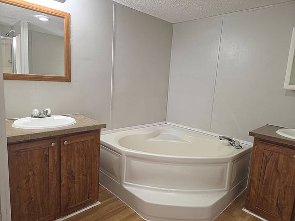 3rd image of 8510 Old Sardis Rd #113
