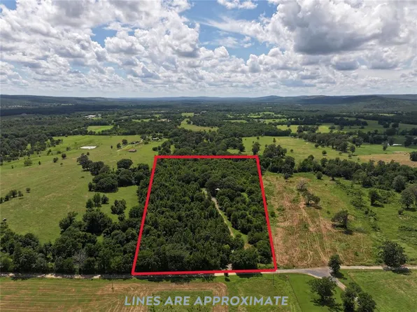 713 Plemmons Rd, Broken Bow, OK 74728