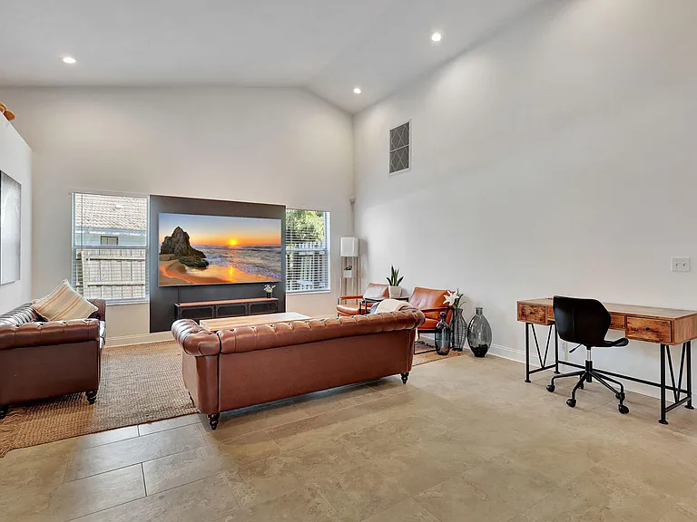 13805 Sheffield St — Photo 13