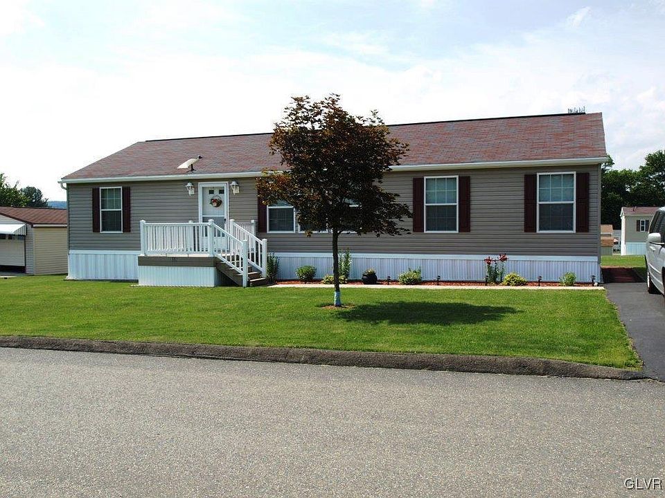 1st image of 165 Tiffany Ln E