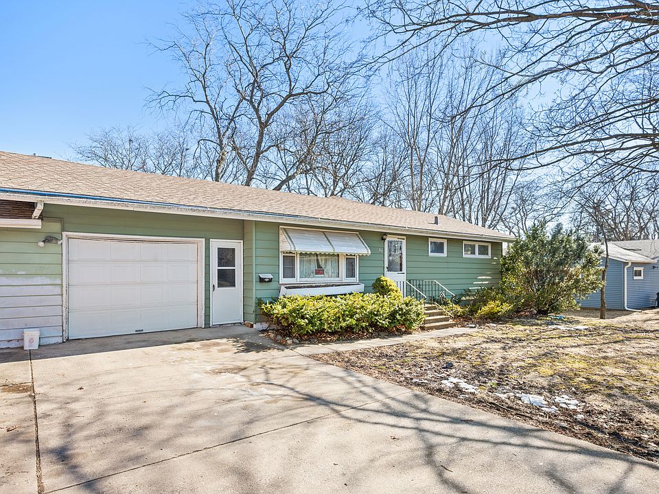 1st image of 212 Kishwaukee Dr