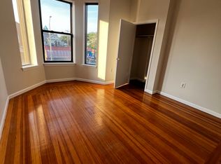 790 Main St APT 9, Cambridge, MA 02139