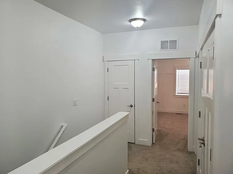 450 E 3 N — Photo 15