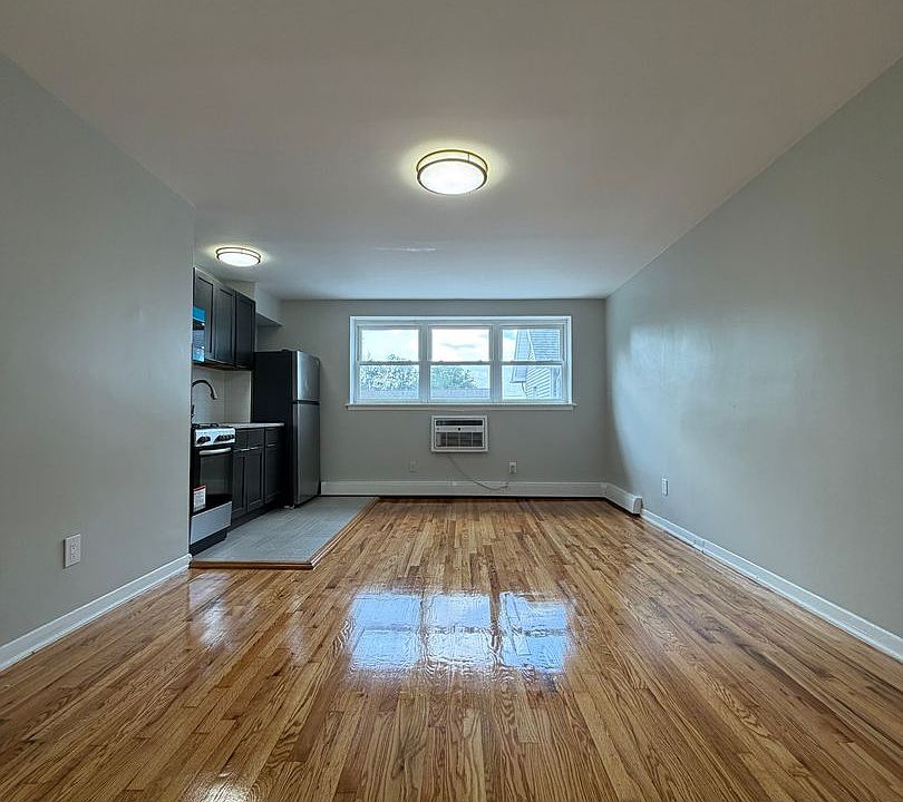 1st image of 1332 South Ave #C7