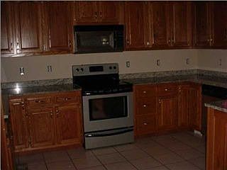 5th image of 558 Kailors Cove Cir