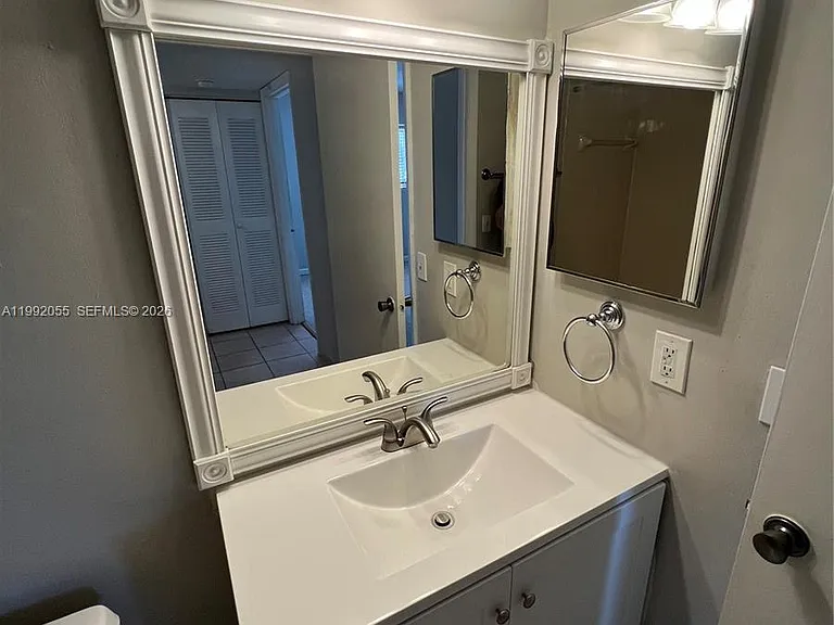 251 Palm Cir W #107 — Photo 12