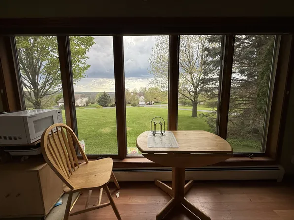 11 Autumn Ridge Cir, Ithaca, NY 14850