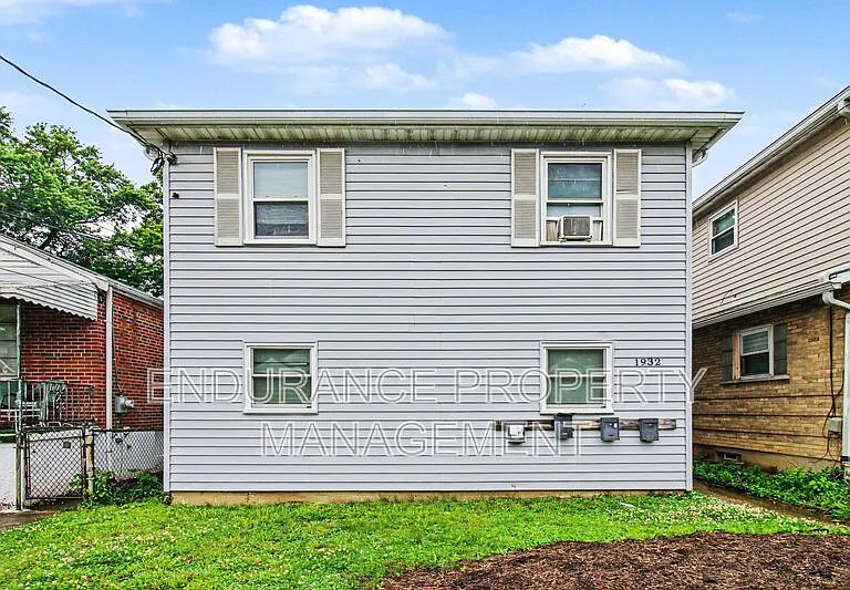 1932 Truitt Ave #1 — Photo 2