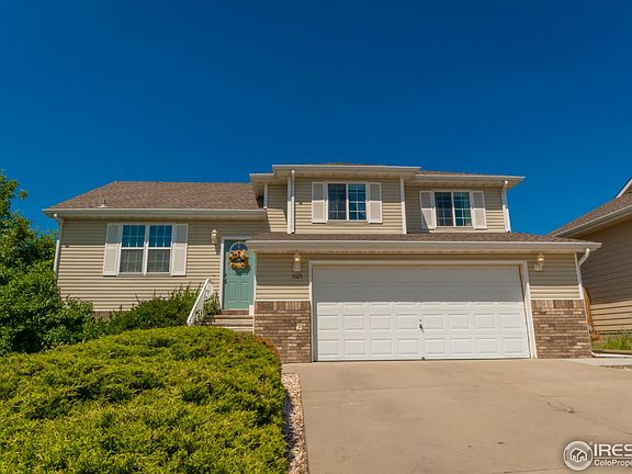 3rd image of 3025 Cody Ave