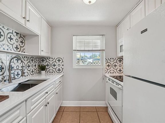 3rd image of 5620 29th Ave S #A