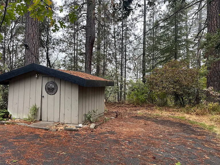 1860 Point View Dr #3 — Photo 31
