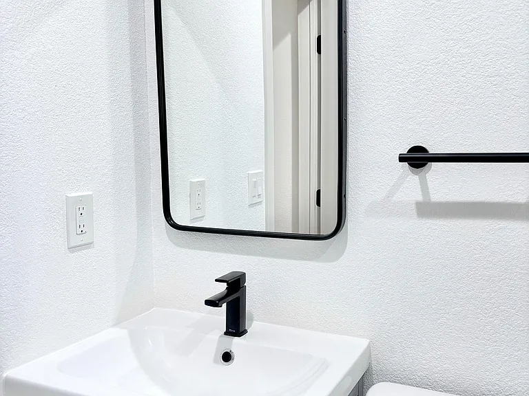 6810 E Avalon Dr #2 — Photo 28
